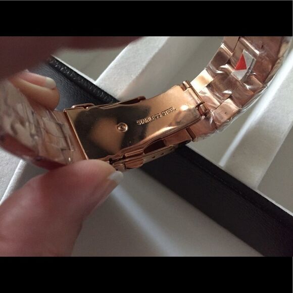 KC Brand New Chronograph Watch, Genuine Diamonds - Picture 5 of 6